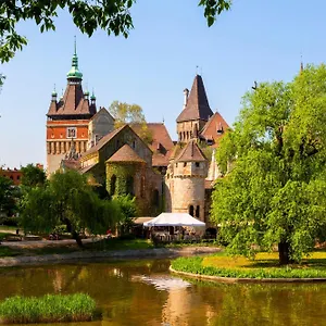 Budapestayz - Jozsef Appartamento Budapest